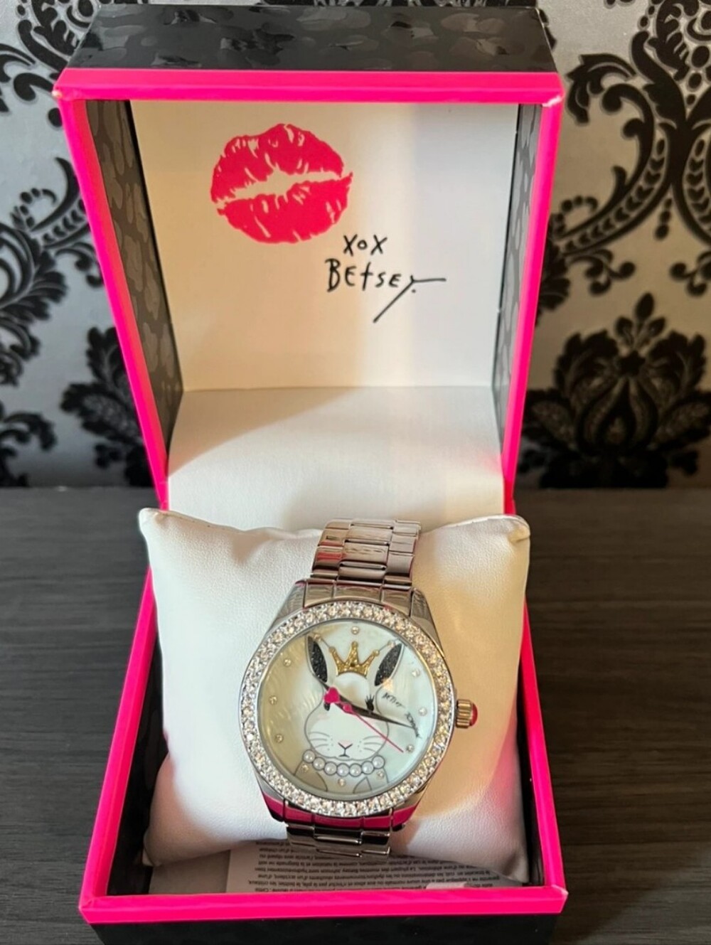 Wow! MIB Betsey Johnson Watch~White Rabbit~NWT~Stunning~Pearls!